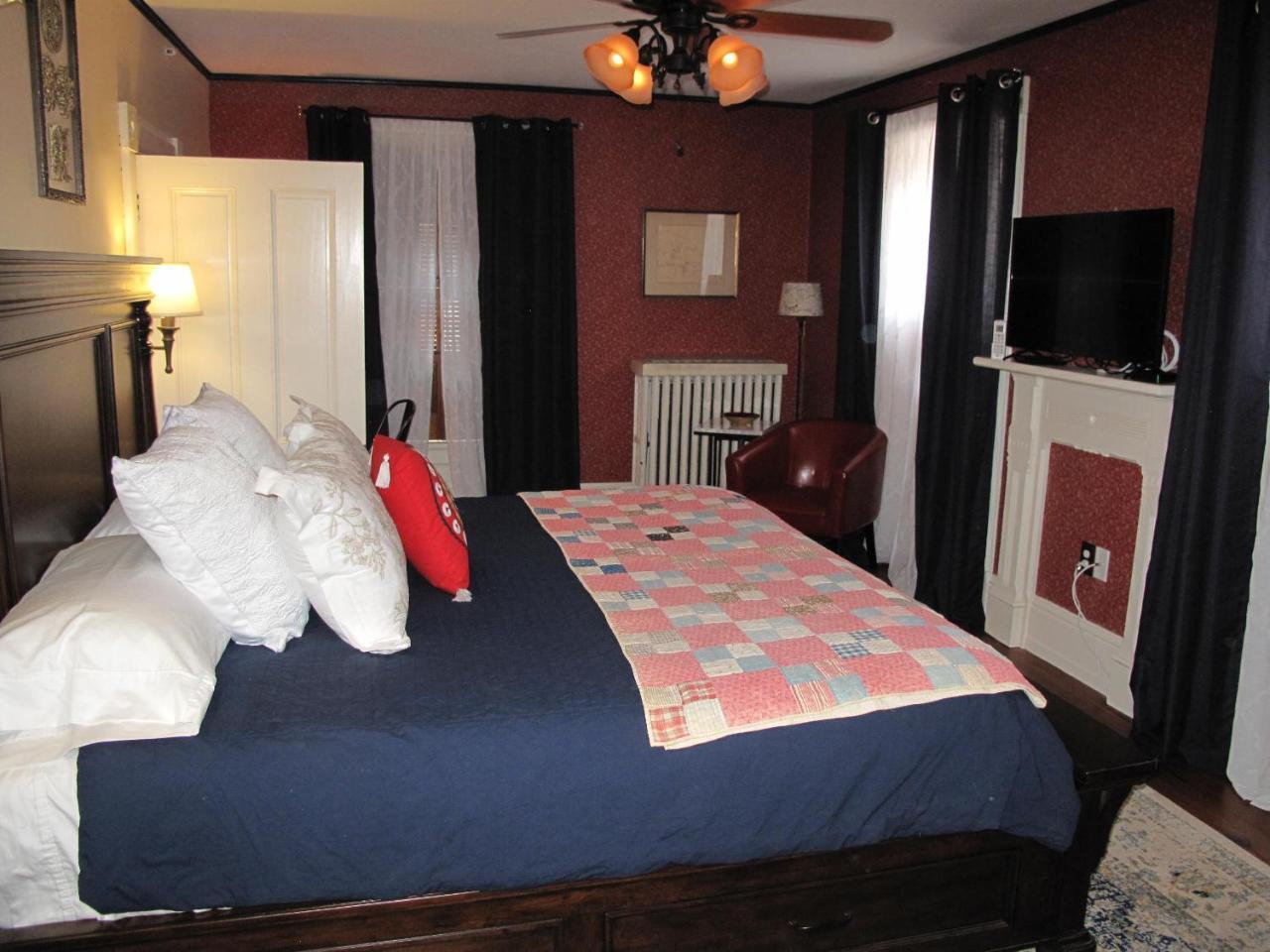 Georges On York B&B Taneytown Exterior photo